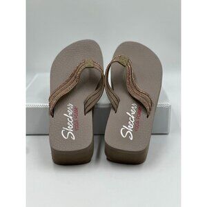 Skechers Women's Size 10 Yoga Foam Sandal Mediation Vinyasa Sugar Pie